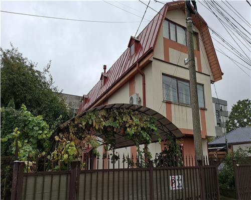 Casa 5 camere,P+1+M, langa Jumbo IASI