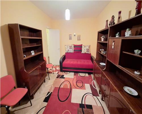 De inchiriat Apartament 3 camere Tatarasi Ciurchi